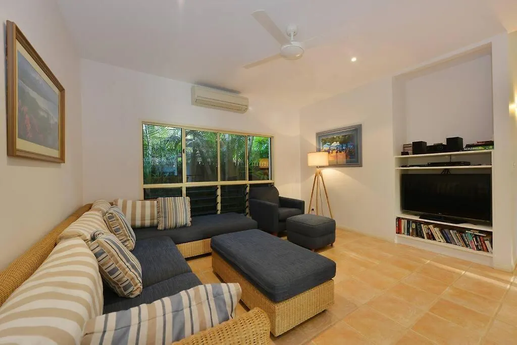 Villa Solina Port Douglas 0*,  Australia