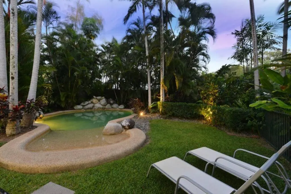 Villa Solina Port Douglas Holiday home