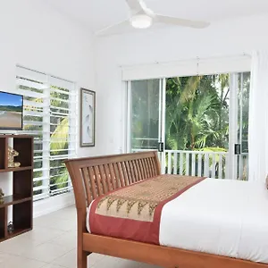 5 Port Douglas